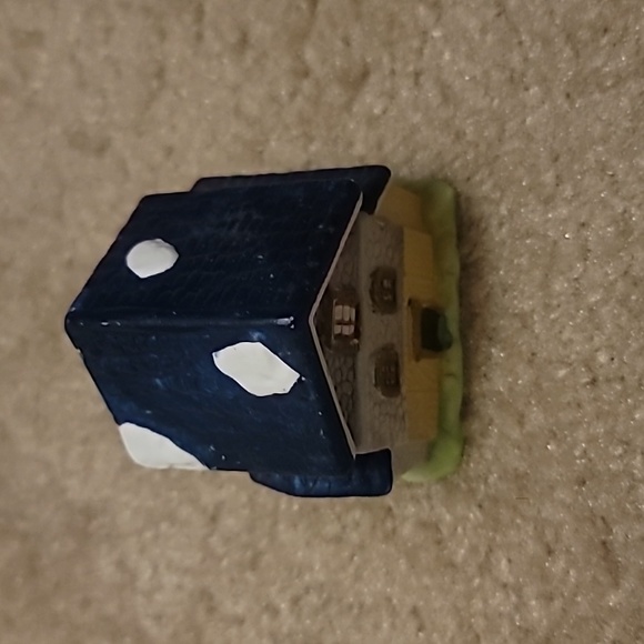 Vintage Porcelain Trinket Box House - Picture 2 of 7